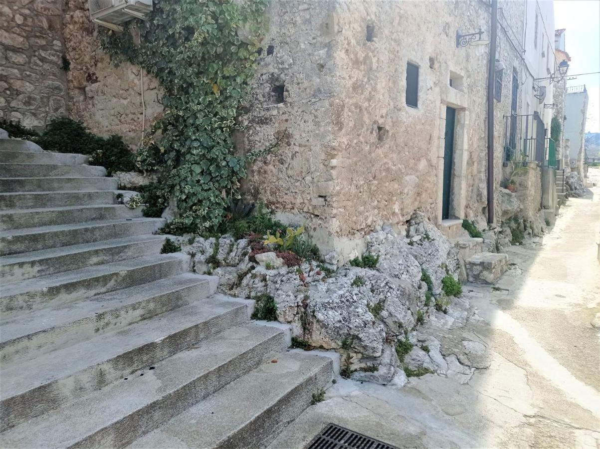 Case Vacanza Al Borgo Antico Vico Del Gargano Exterior foto